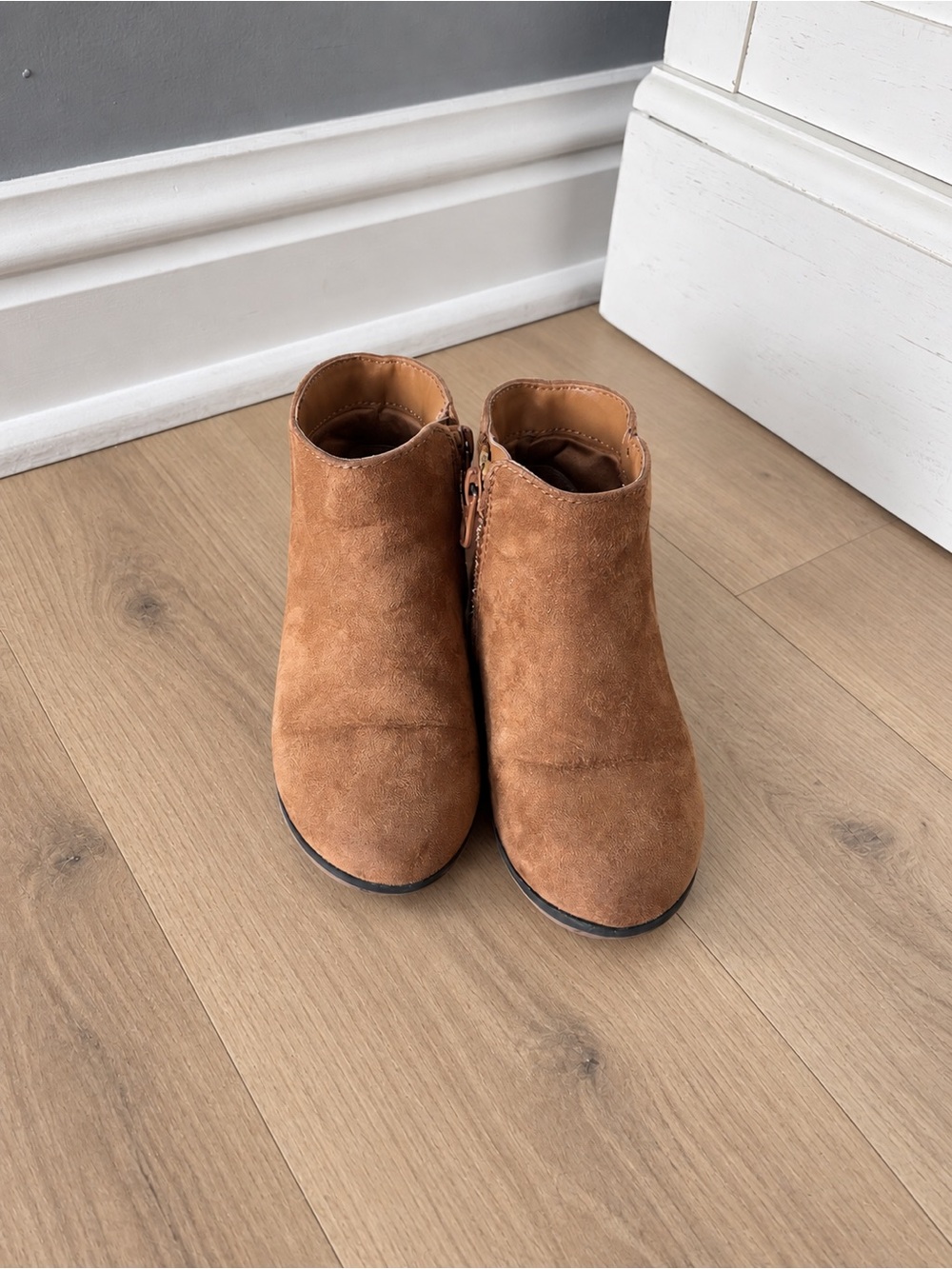 Girls Cat & Jack Brown Booties
